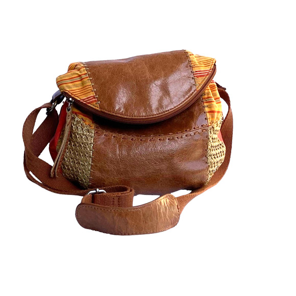 The Sak Leather Crossbody Hobo Style Brown & Coral Summer Purse Bag - Picture 4 of 15